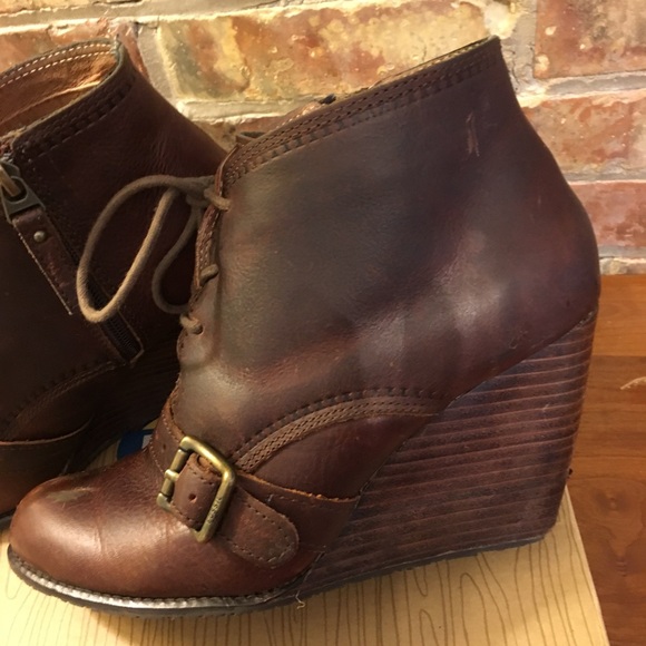 Beautiful Fossil Wedge Heeled Bootie - Picture 2 of 6